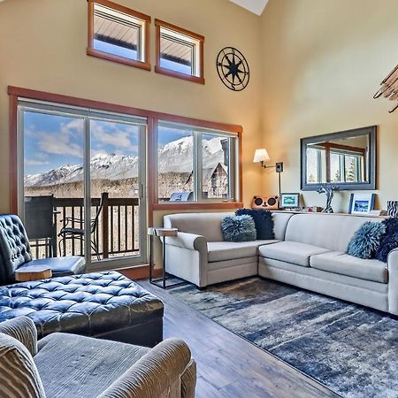 Spectacular Mountain View Corner Unit Pool Hot Tub Park Pass Apartamento Canmore Exterior foto